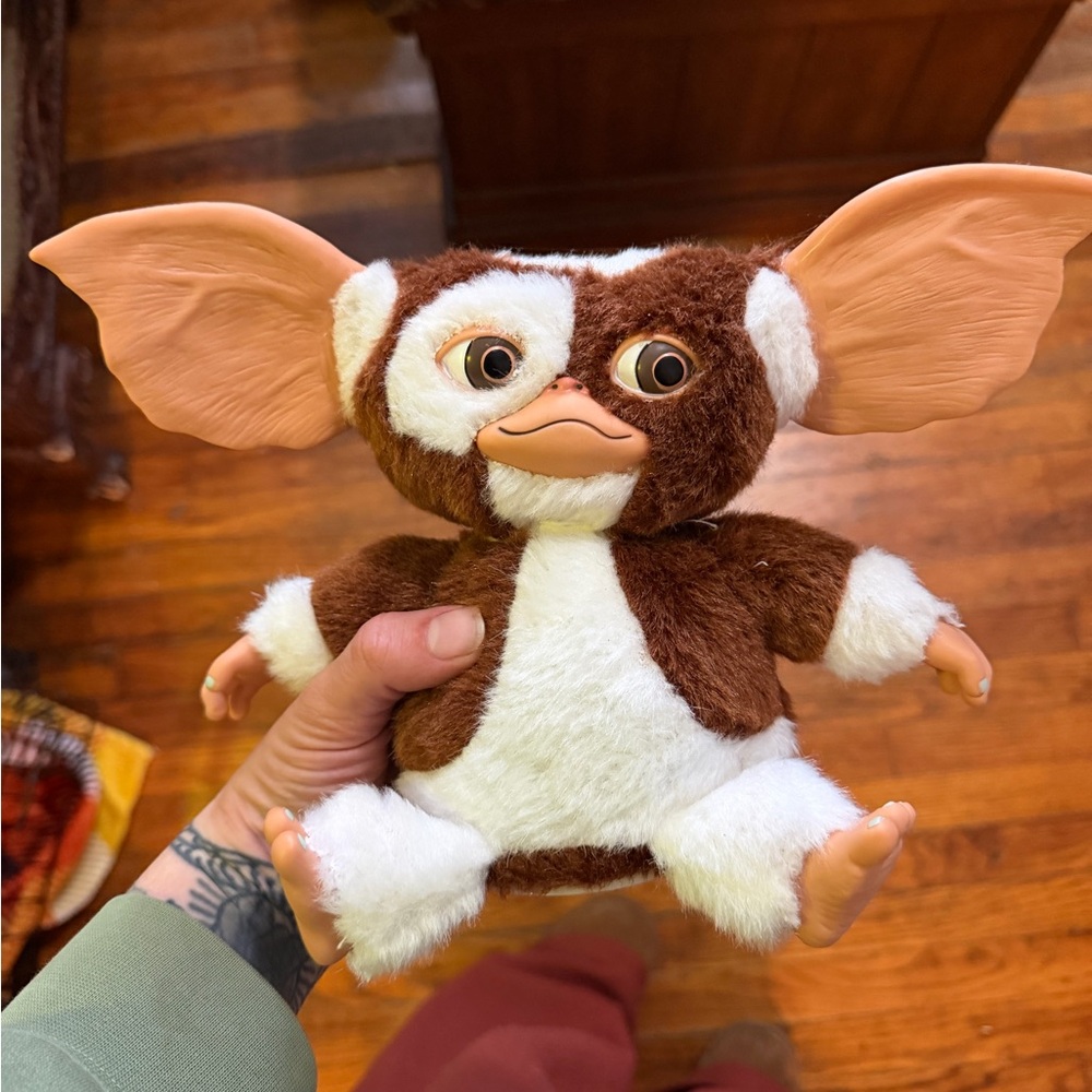 Singing Gizmo